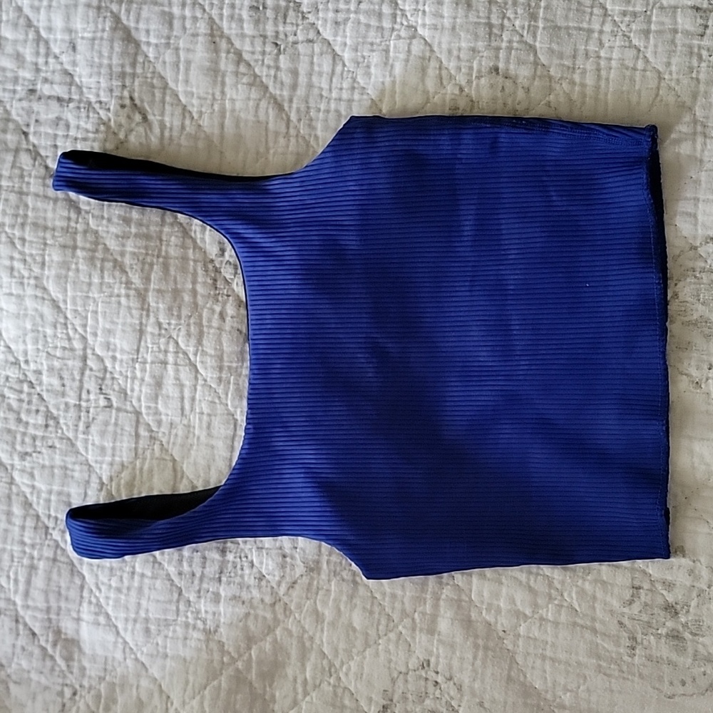 Activewear Top - image 2